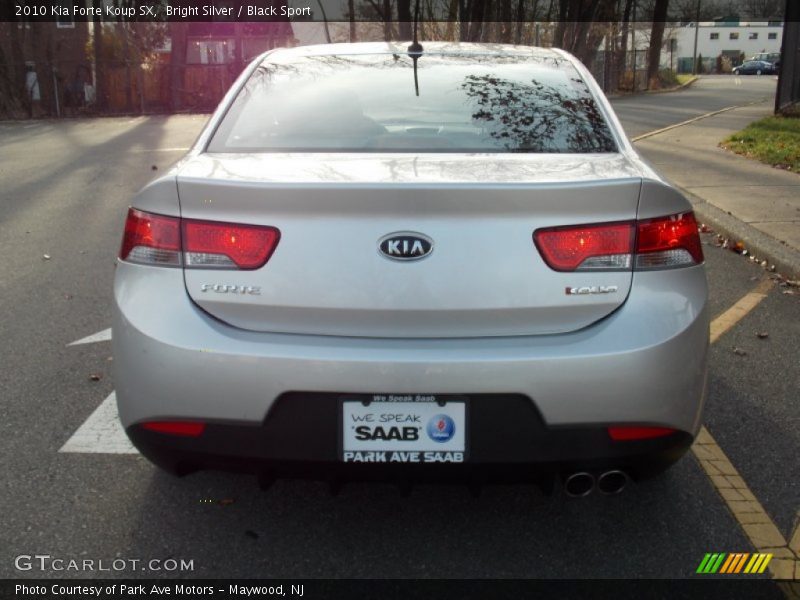 Bright Silver / Black Sport 2010 Kia Forte Koup SX