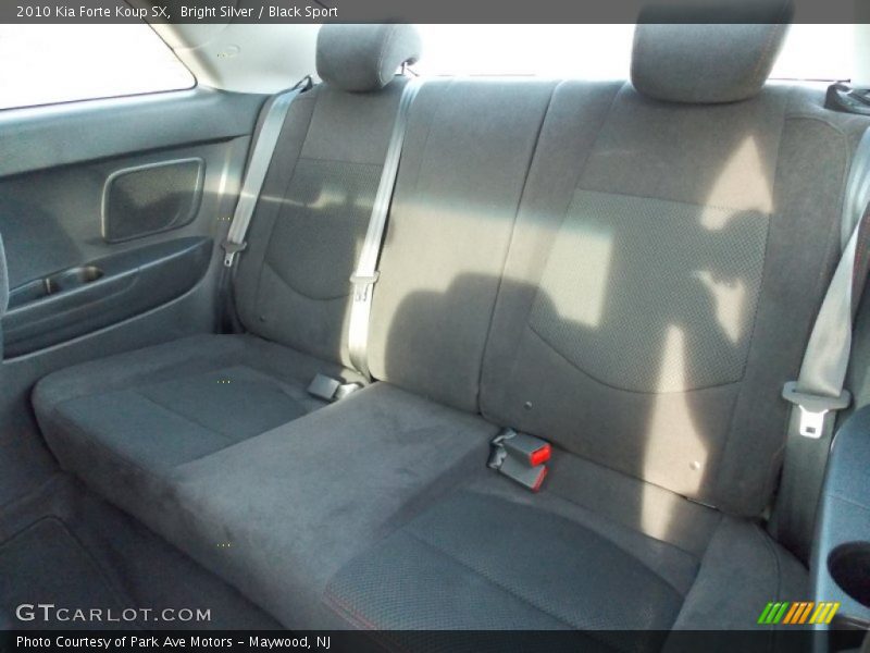 Bright Silver / Black Sport 2010 Kia Forte Koup SX