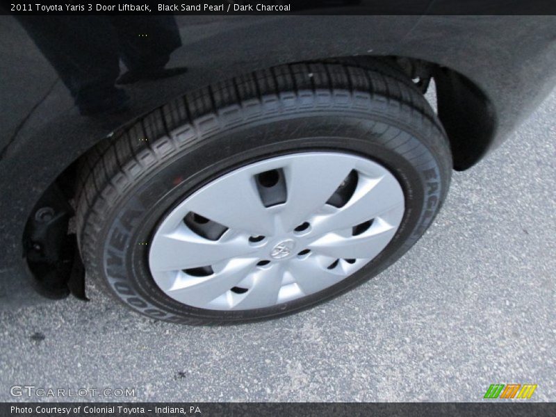Black Sand Pearl / Dark Charcoal 2011 Toyota Yaris 3 Door Liftback