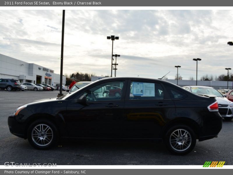 Ebony Black / Charcoal Black 2011 Ford Focus SE Sedan
