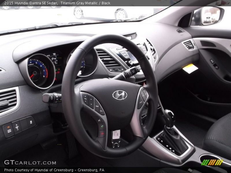 Titanium Gray Metallic / Black 2015 Hyundai Elantra SE Sedan