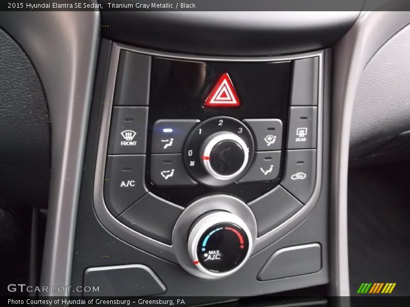 Titanium Gray Metallic / Black 2015 Hyundai Elantra SE Sedan