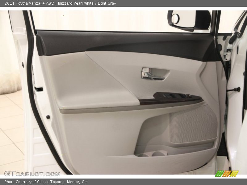 Blizzard Pearl White / Light Gray 2011 Toyota Venza I4 AWD