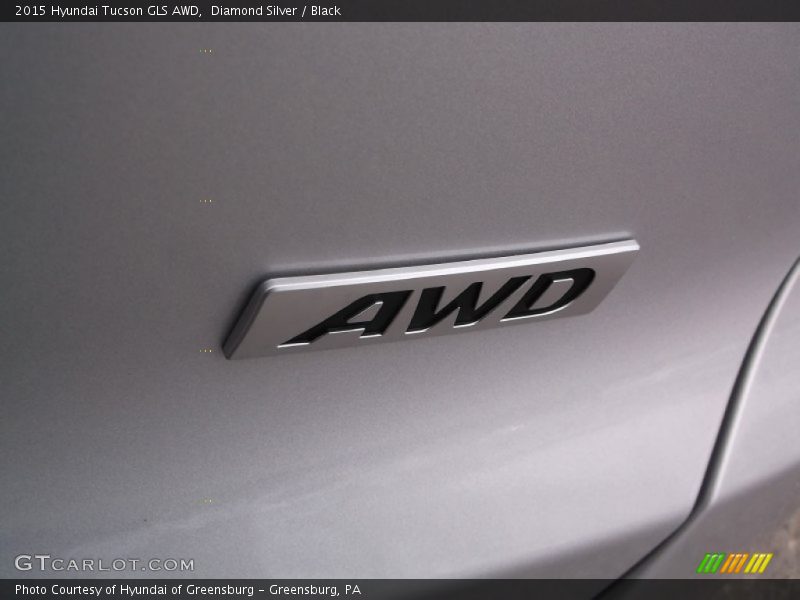 Diamond Silver / Black 2015 Hyundai Tucson GLS AWD