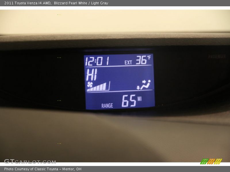 Blizzard Pearl White / Light Gray 2011 Toyota Venza I4 AWD