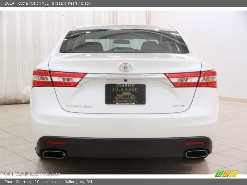 Blizzard Pearl / Black 2014 Toyota Avalon XLE