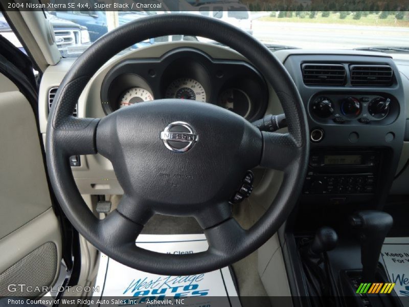 Super Black / Charcoal 2004 Nissan Xterra SE 4x4