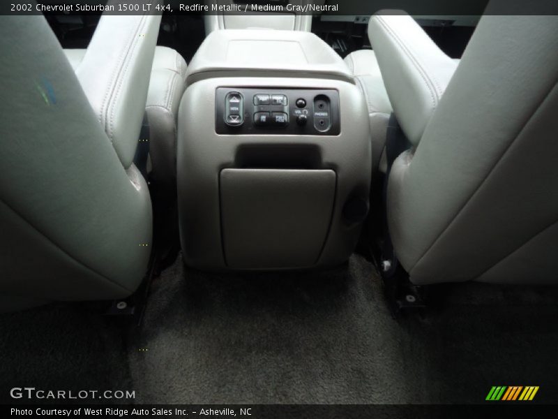 Redfire Metallic / Medium Gray/Neutral 2002 Chevrolet Suburban 1500 LT 4x4