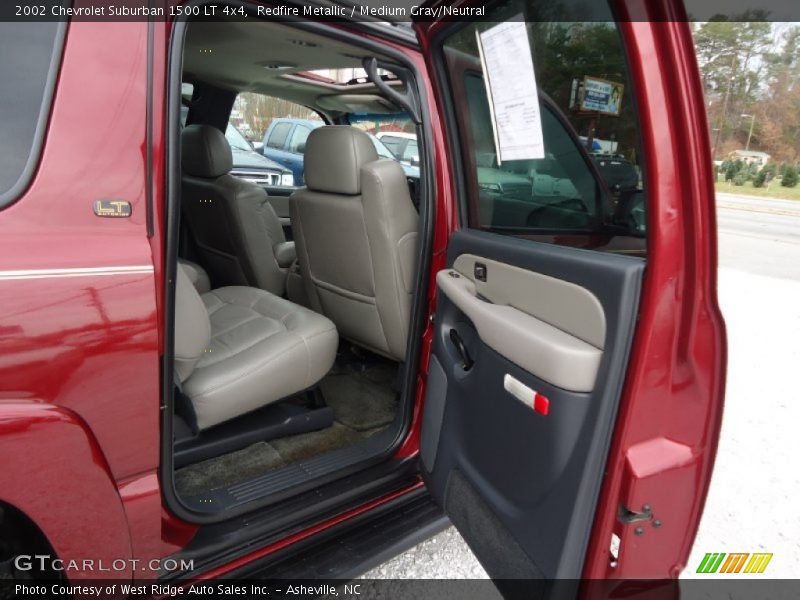 Redfire Metallic / Medium Gray/Neutral 2002 Chevrolet Suburban 1500 LT 4x4