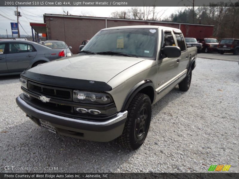 Light Pewter Metallic / Graphite 2001 Chevrolet S10 LS Crew Cab 4x4