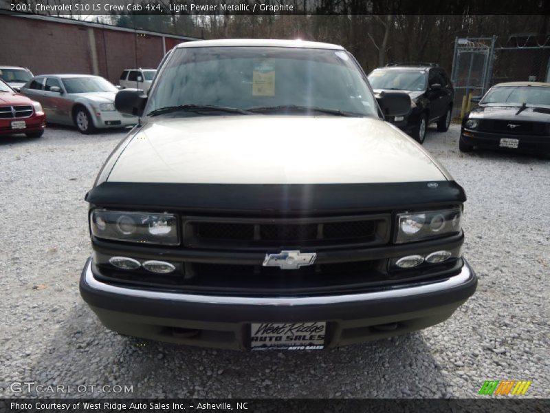 Light Pewter Metallic / Graphite 2001 Chevrolet S10 LS Crew Cab 4x4