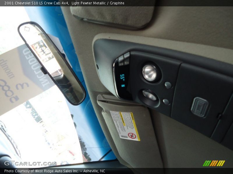 Light Pewter Metallic / Graphite 2001 Chevrolet S10 LS Crew Cab 4x4