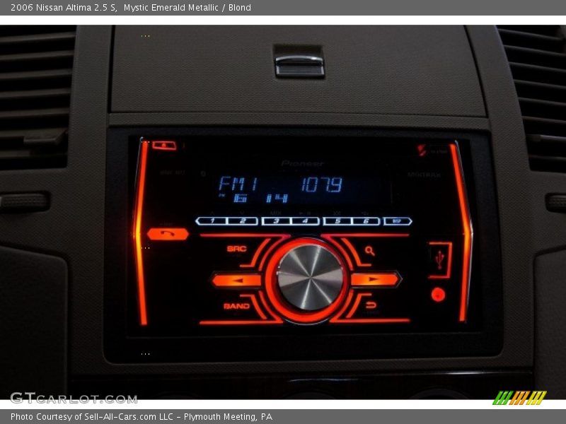 Mystic Emerald Metallic / Blond 2006 Nissan Altima 2.5 S