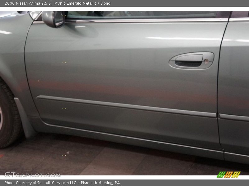 Mystic Emerald Metallic / Blond 2006 Nissan Altima 2.5 S