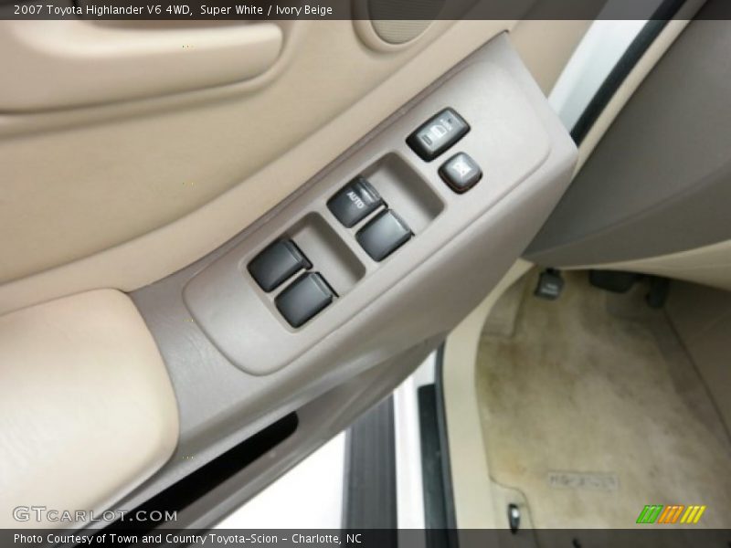Super White / Ivory Beige 2007 Toyota Highlander V6 4WD