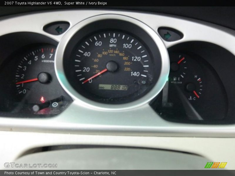 Super White / Ivory Beige 2007 Toyota Highlander V6 4WD