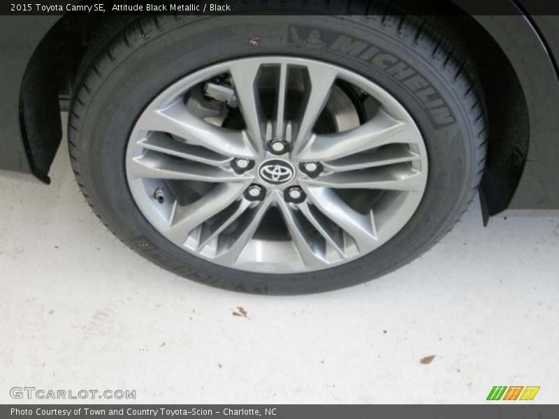 Attitude Black Metallic / Black 2015 Toyota Camry SE