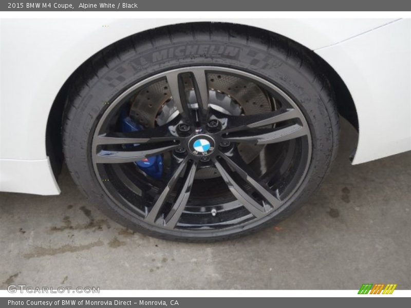 Alpine White / Black 2015 BMW M4 Coupe