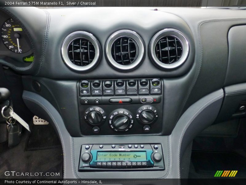 Controls of 2004 575M Maranello F1