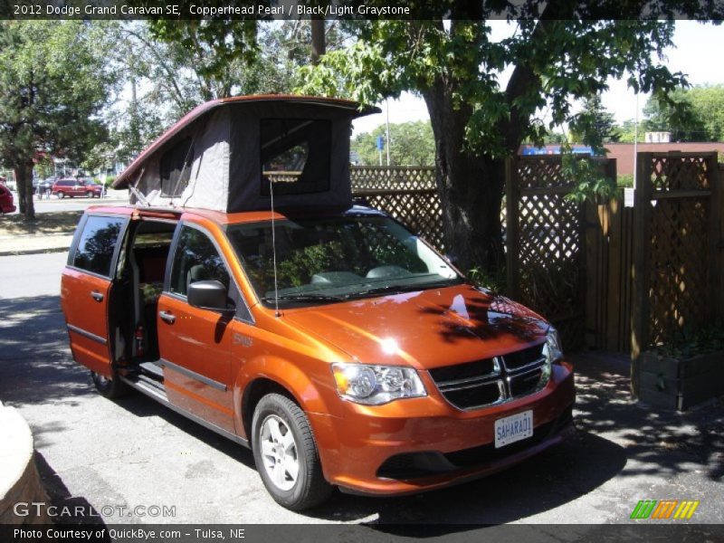 Copperhead Pearl / Black/Light Graystone 2012 Dodge Grand Caravan SE
