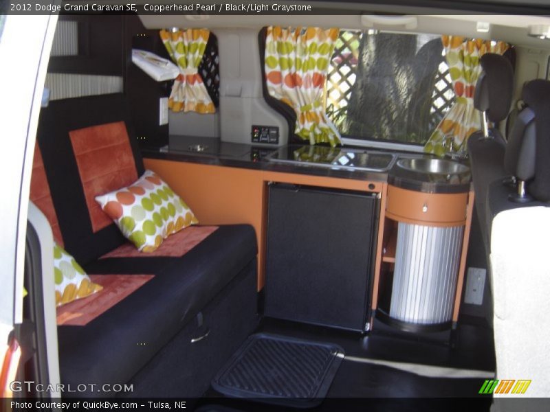 Copperhead Pearl / Black/Light Graystone 2012 Dodge Grand Caravan SE