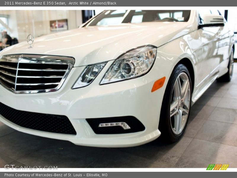 Arctic White / Almond/Black 2011 Mercedes-Benz E 350 Sedan