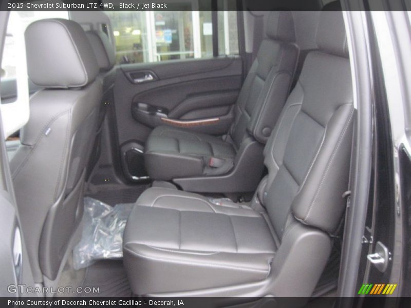 Black / Jet Black 2015 Chevrolet Suburban LTZ 4WD