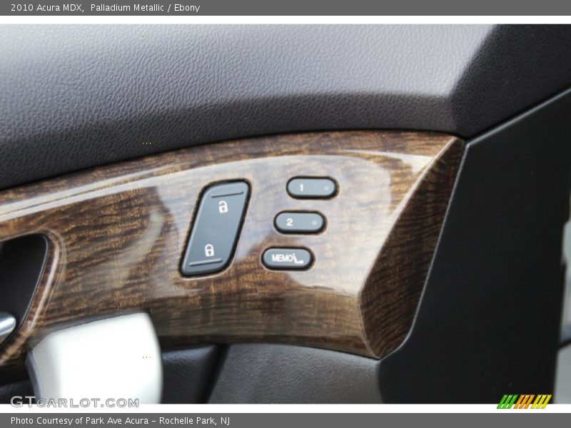 Palladium Metallic / Ebony 2010 Acura MDX