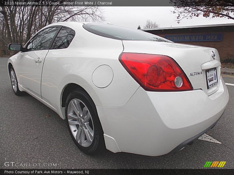 Winter Frost White / Charcoal 2010 Nissan Altima 2.5 S Coupe