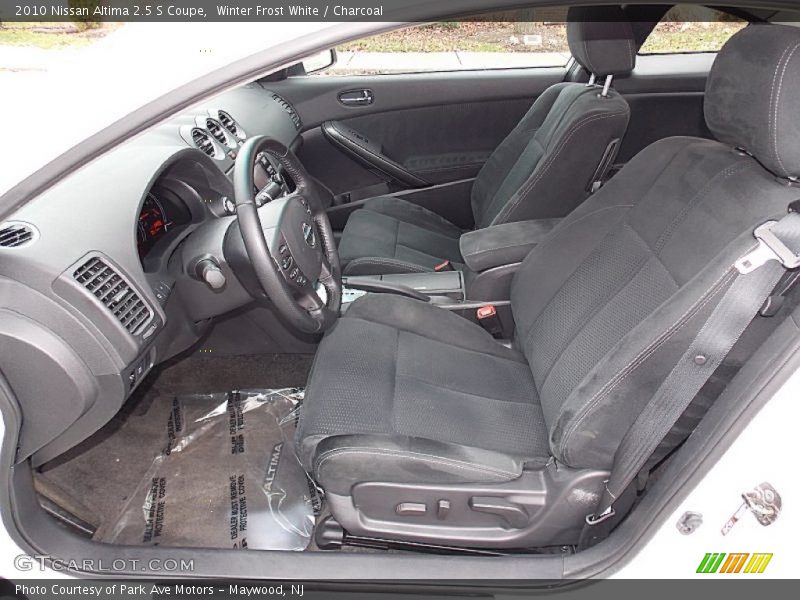 Winter Frost White / Charcoal 2010 Nissan Altima 2.5 S Coupe