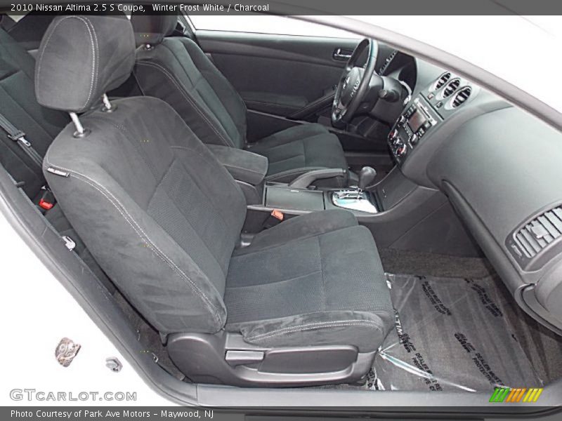 Winter Frost White / Charcoal 2010 Nissan Altima 2.5 S Coupe