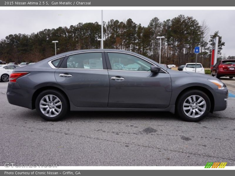 Gun Metallic / Charcoal 2015 Nissan Altima 2.5 S