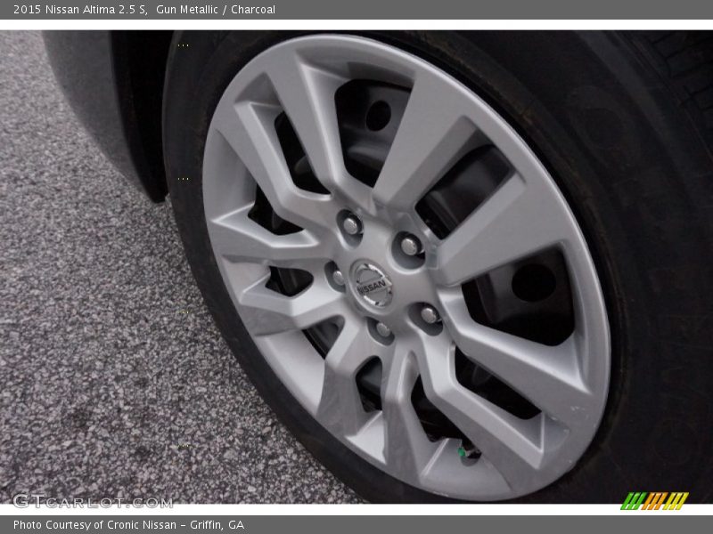 Gun Metallic / Charcoal 2015 Nissan Altima 2.5 S