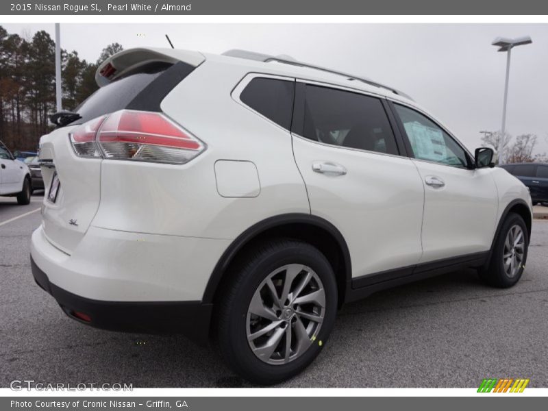 Pearl White / Almond 2015 Nissan Rogue SL