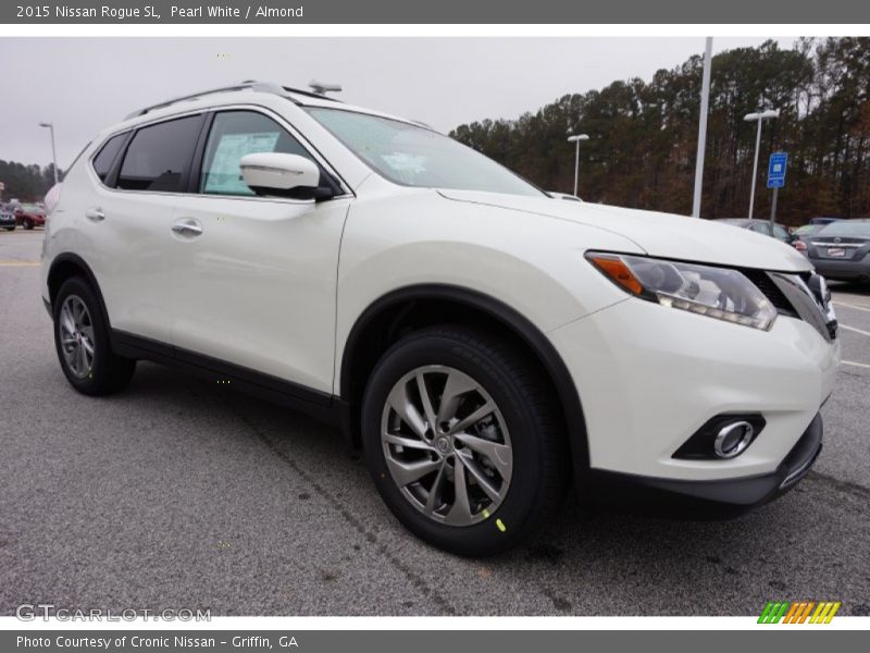 Pearl White / Almond 2015 Nissan Rogue SL