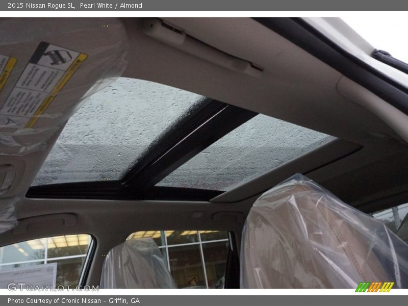 Pearl White / Almond 2015 Nissan Rogue SL