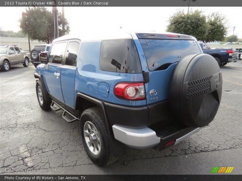 Cavalry Blue / Dark Charcoal 2013 Toyota FJ Cruiser 4WD