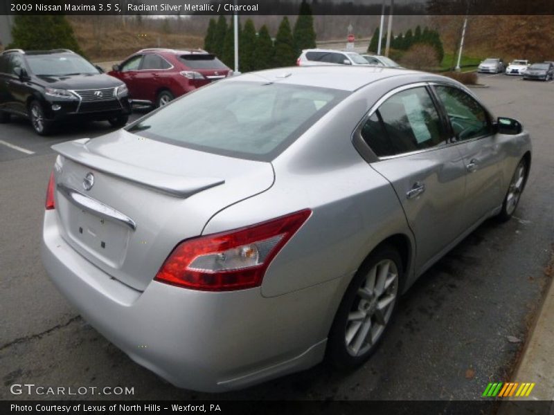 Radiant Silver Metallic / Charcoal 2009 Nissan Maxima 3.5 S