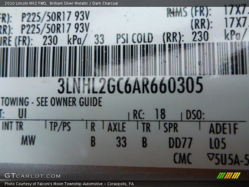 Brilliant Silver Metallic / Dark Charcoal 2010 Lincoln MKZ FWD