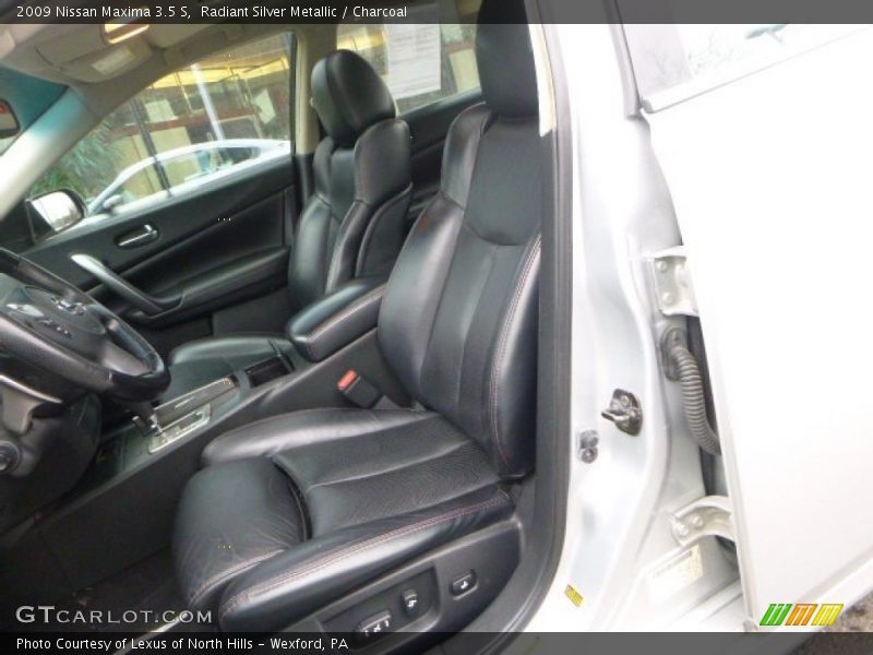 Radiant Silver Metallic / Charcoal 2009 Nissan Maxima 3.5 S