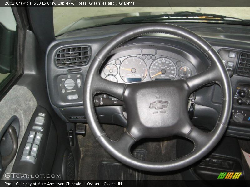 Forest Green Metallic / Graphite 2002 Chevrolet S10 LS Crew Cab 4x4