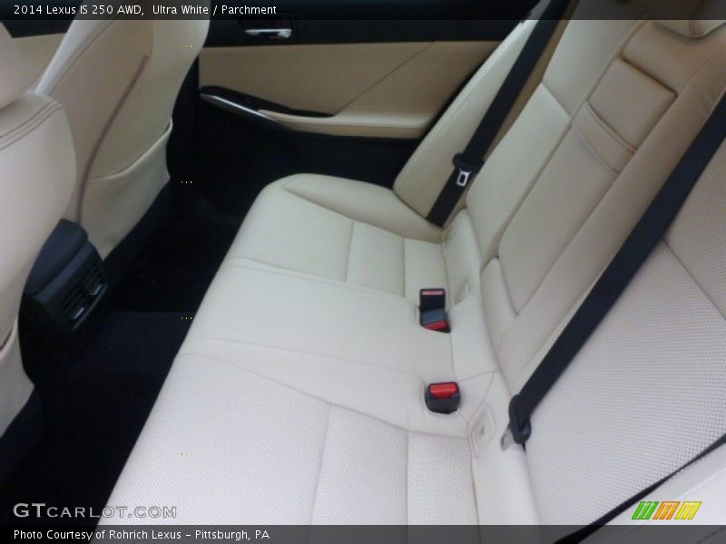 Ultra White / Parchment 2014 Lexus IS 250 AWD