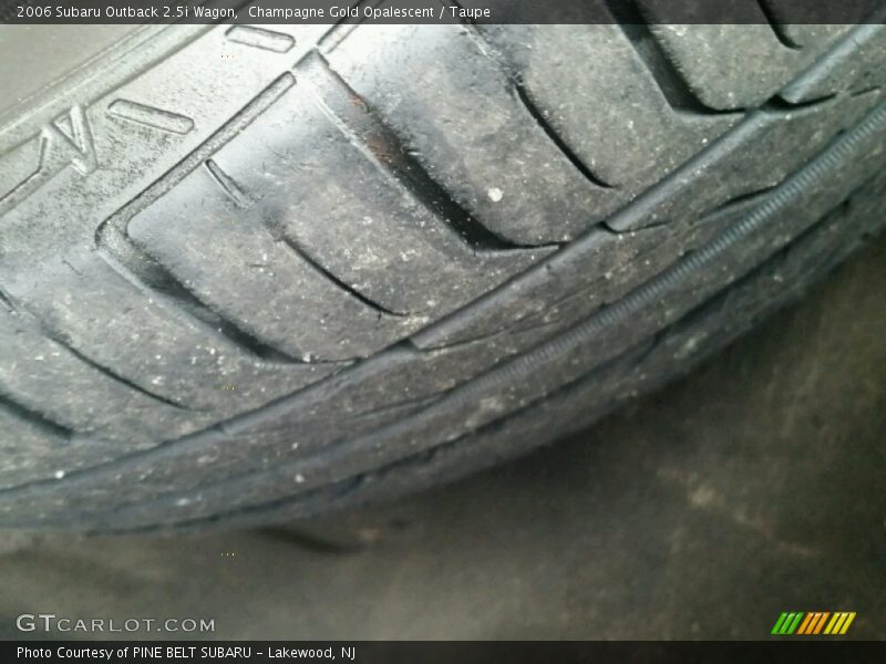 Champagne Gold Opalescent / Taupe 2006 Subaru Outback 2.5i Wagon