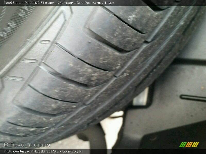 Champagne Gold Opalescent / Taupe 2006 Subaru Outback 2.5i Wagon