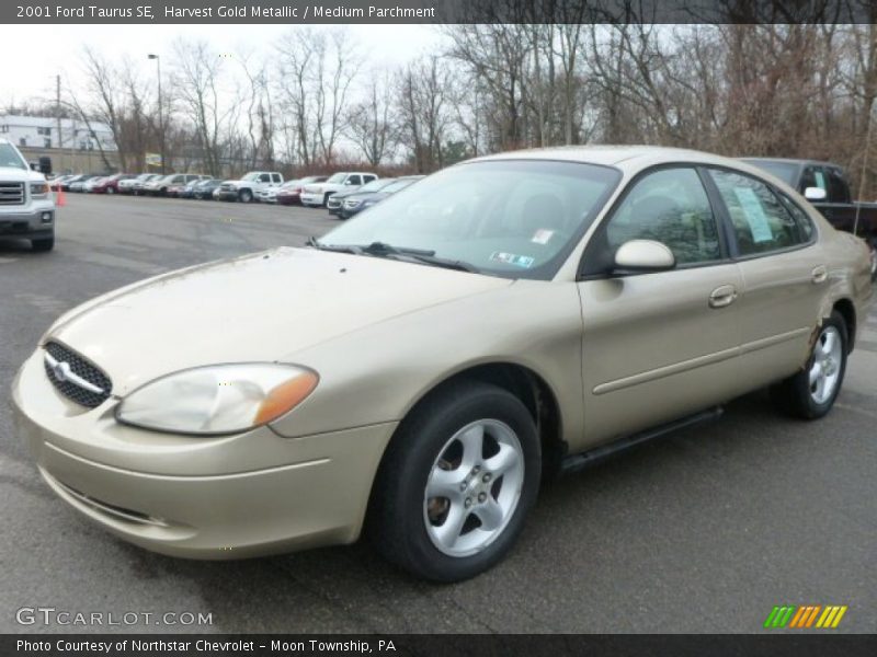 Harvest Gold Metallic / Medium Parchment 2001 Ford Taurus SE