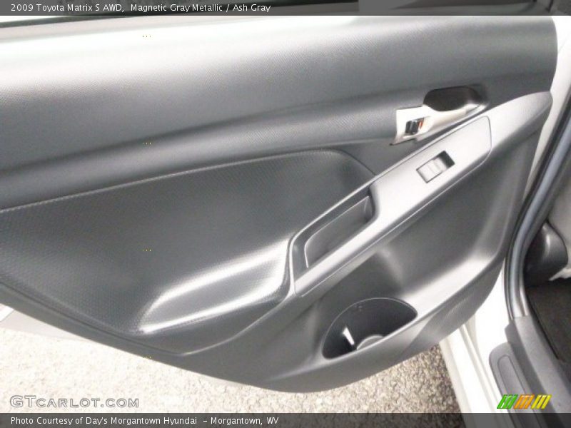 Magnetic Gray Metallic / Ash Gray 2009 Toyota Matrix S AWD