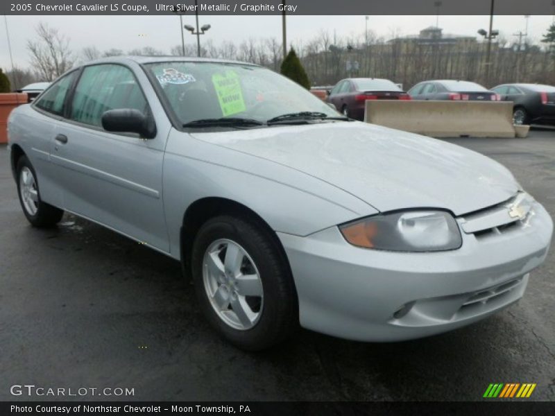 Ultra Silver Metallic / Graphite Gray 2005 Chevrolet Cavalier LS Coupe