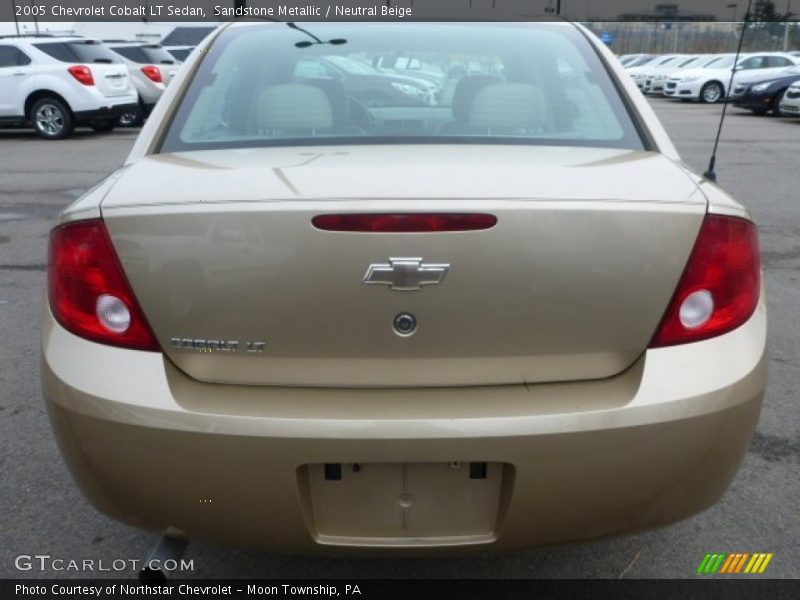 Sandstone Metallic / Neutral Beige 2005 Chevrolet Cobalt LT Sedan