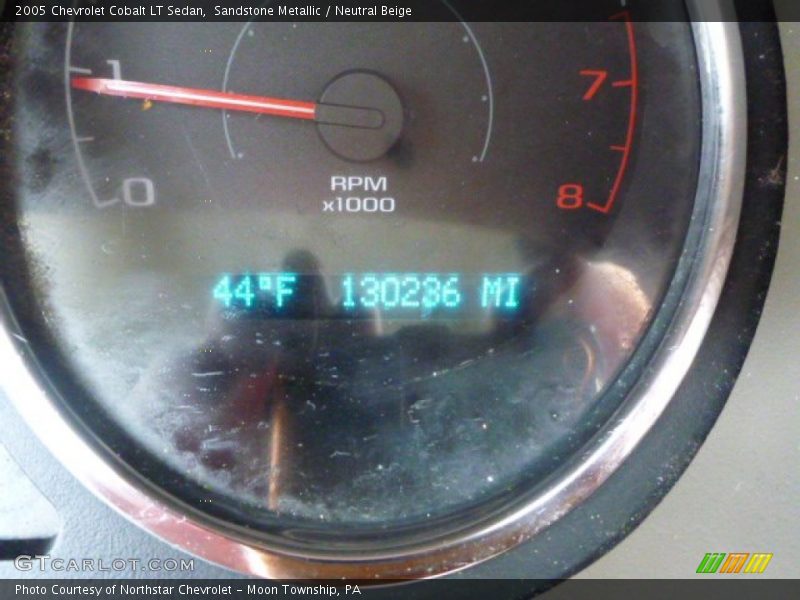 Sandstone Metallic / Neutral Beige 2005 Chevrolet Cobalt LT Sedan