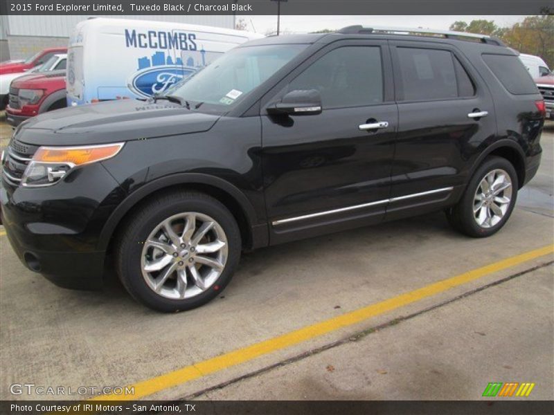 Tuxedo Black / Charcoal Black 2015 Ford Explorer Limited